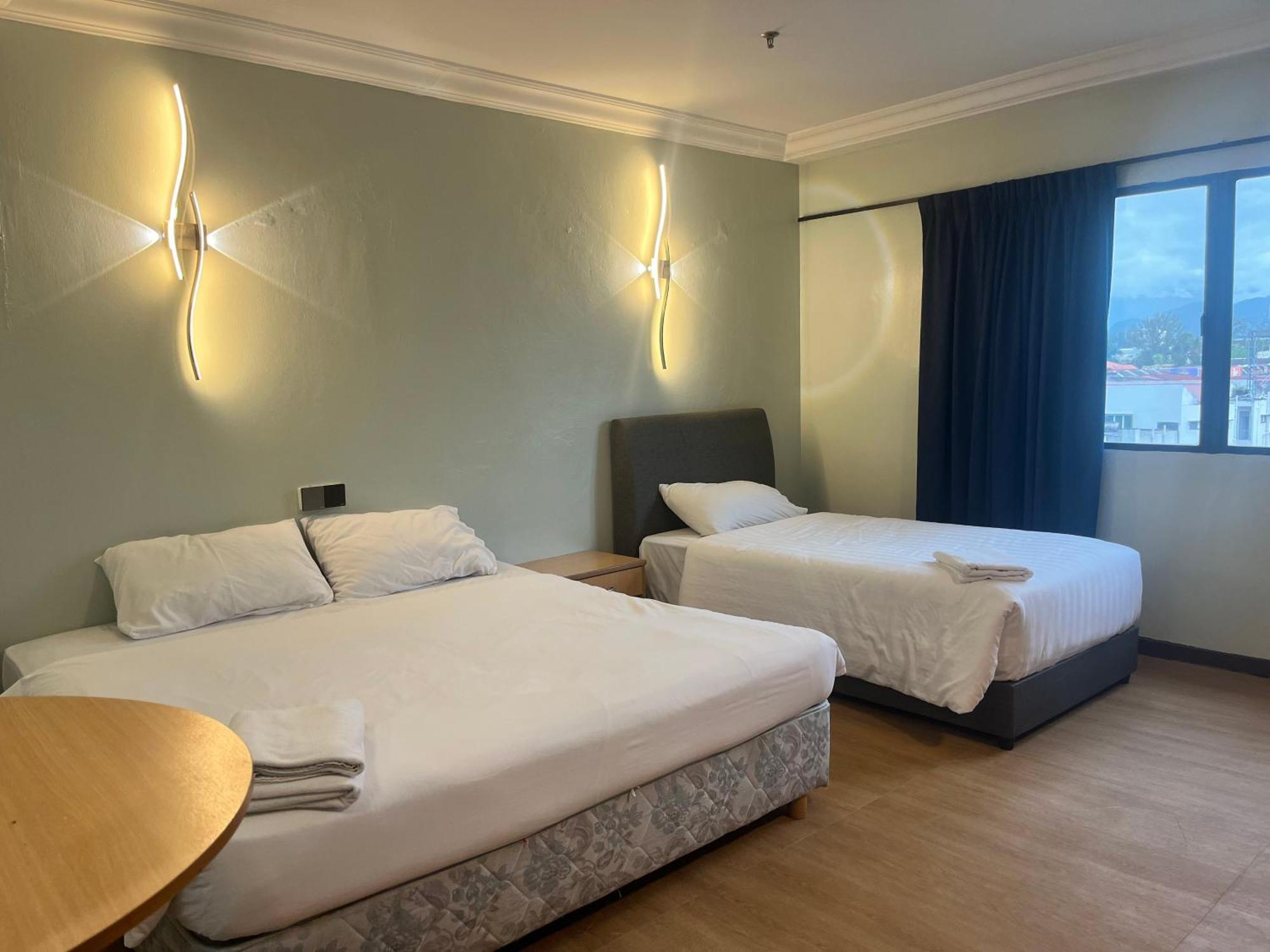 Fair Park Hotel Ипох Екстериор снимка