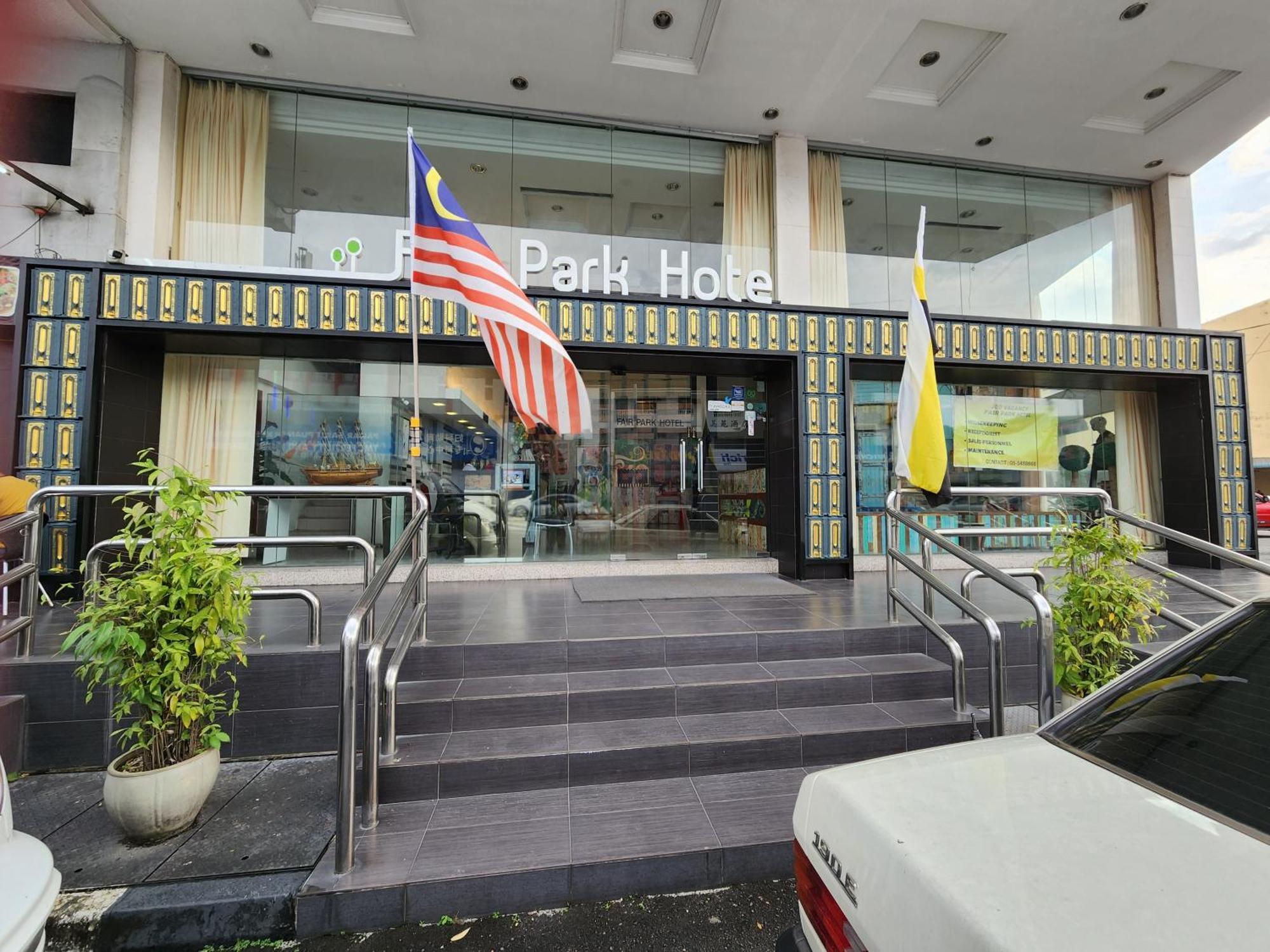 Fair Park Hotel Ипох Екстериор снимка